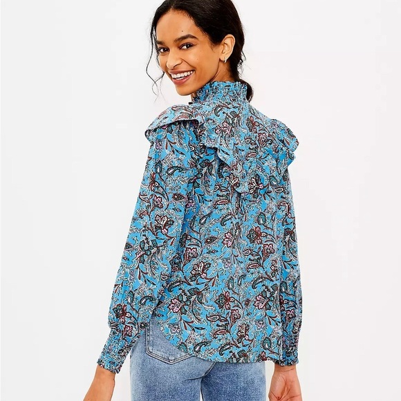 LOFT - BLUE PAISLEY RUFFLE FRONT PLACKET SHIRT - SIZE L - Picture 3 of 6